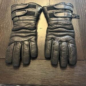 Motorcycle leather gloves
